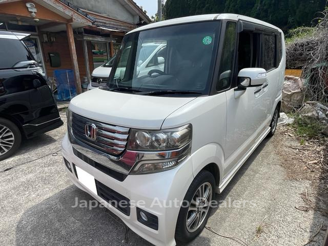 HONDA N-BOX CUSTOM