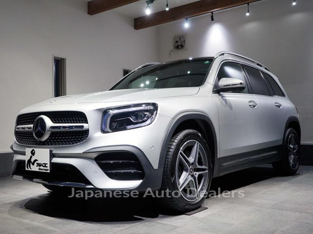 MERCEDES BENZ GLB