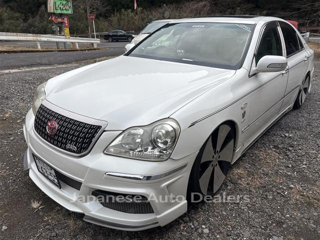 TOYOTA CROWN MAJESTA