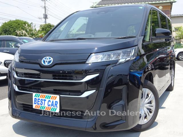 TOYOTA NOAH