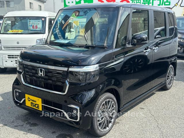 HONDA N-BOX CUSTOM