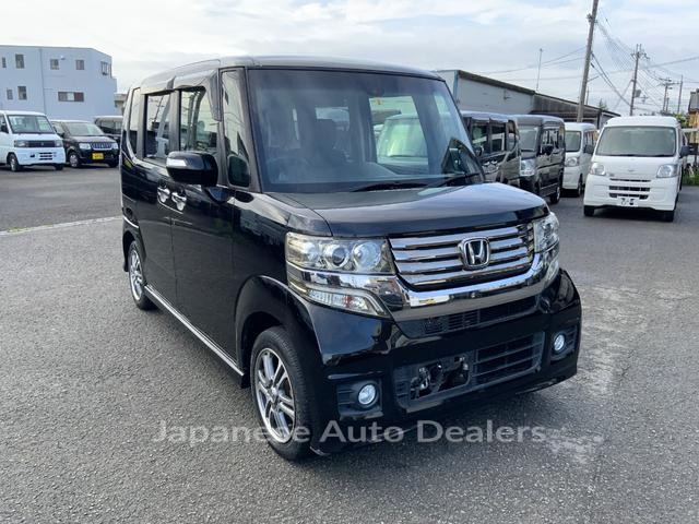 HONDA N-BOX PLUS CUSTOM