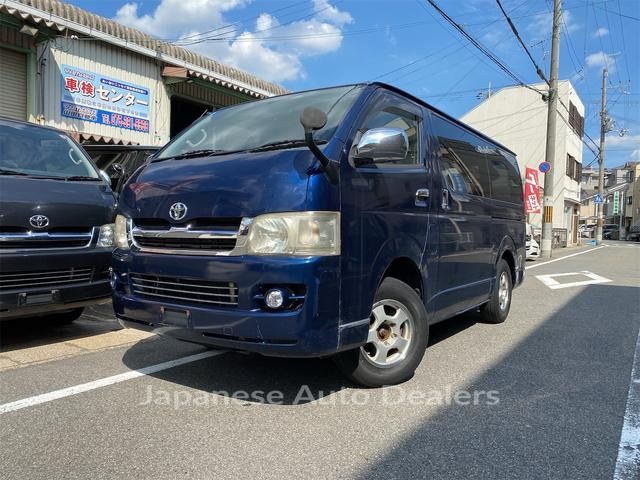 TOYOTA HIACE VAN