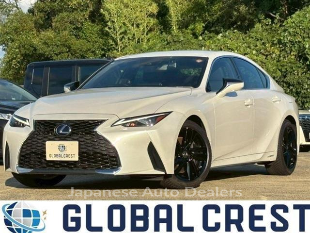 LEXUS IS