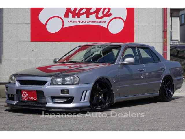 NISSAN SKYLINE