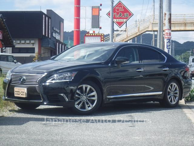 LEXUS LS