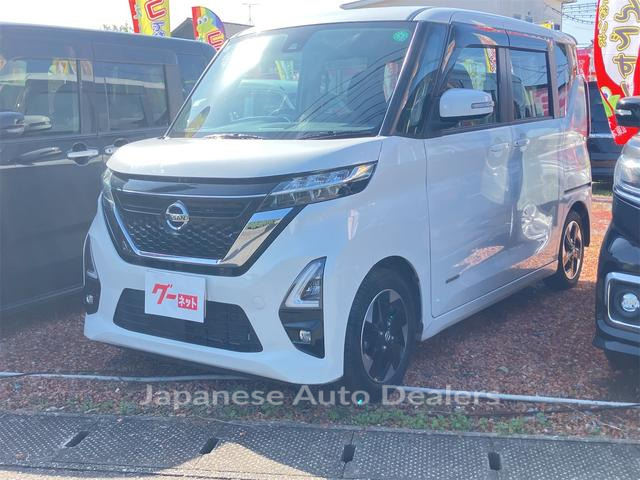 NISSAN ROOX